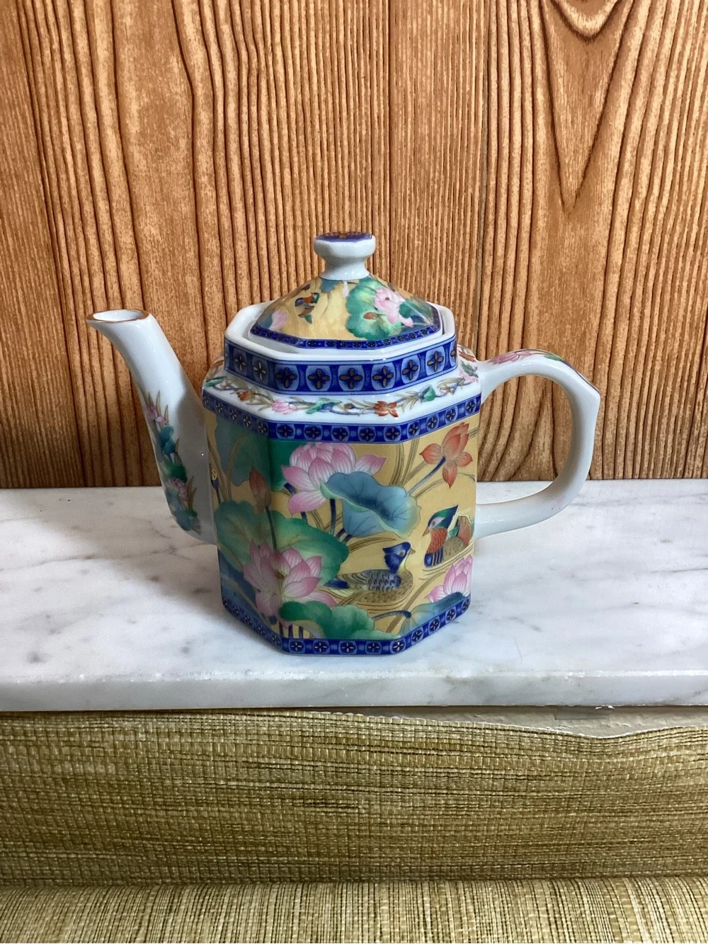 Vintage Takahashi San Francisco Lotus Flowers and Ducks Teapot Hexagon Japan